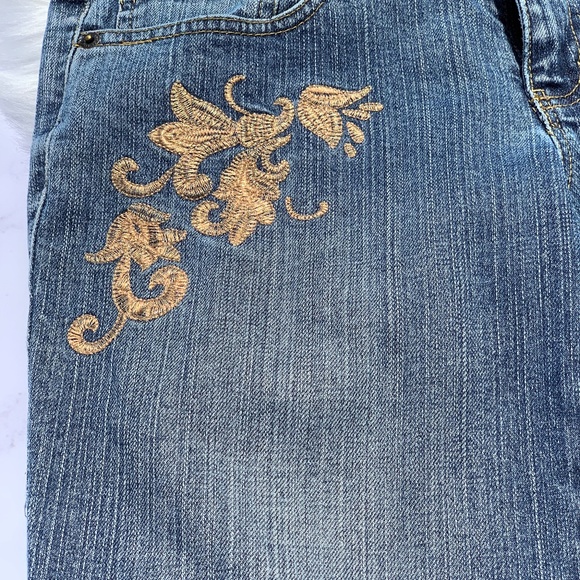 Loft by Anne Taylor gold embroidery jeans - Picture 5 of 8